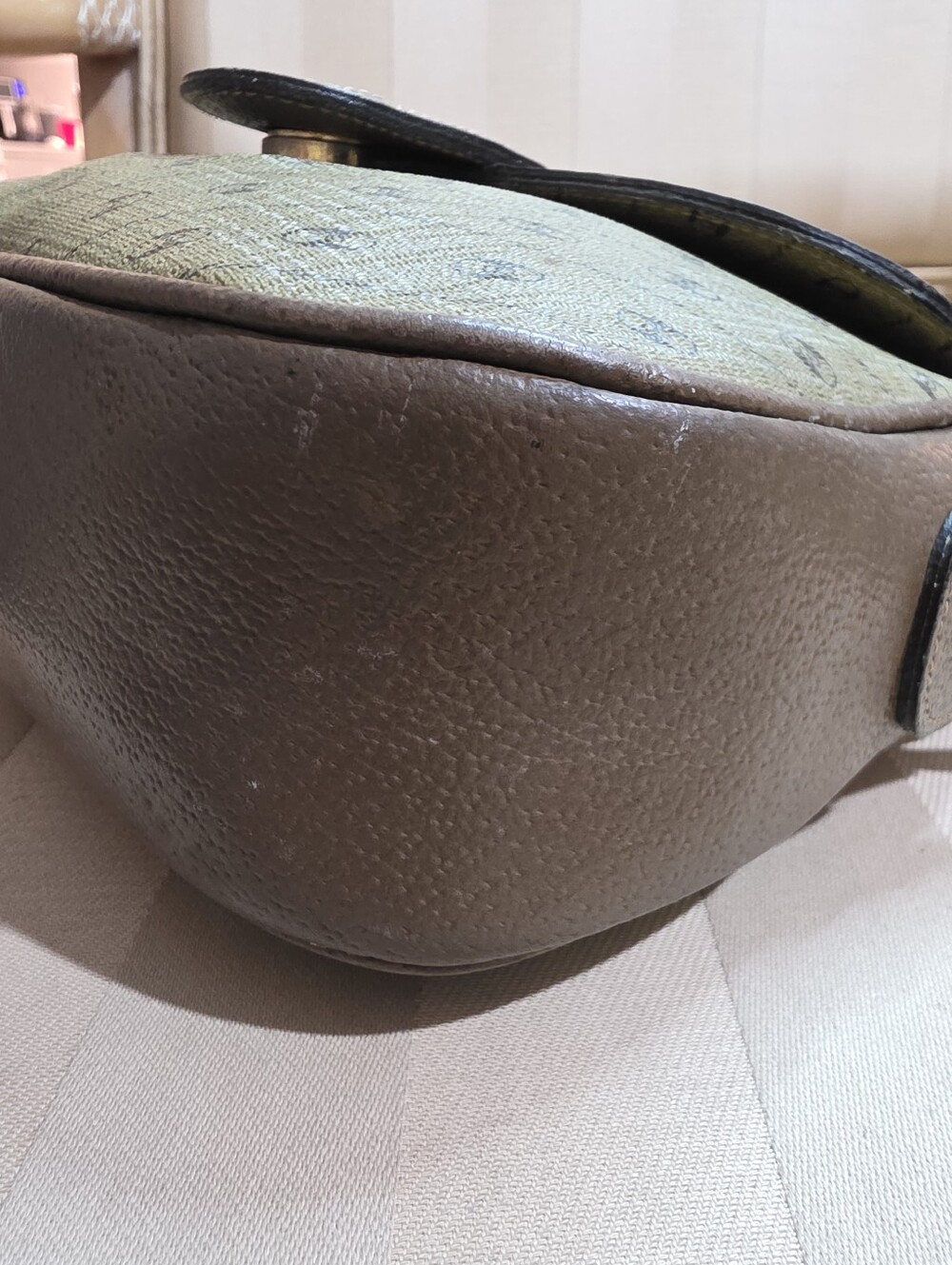 VINTAGE GUCCI ACCESSORY COLLECTION, HANDBAG, PURSE CROSS BODY - Picture 7 of 13